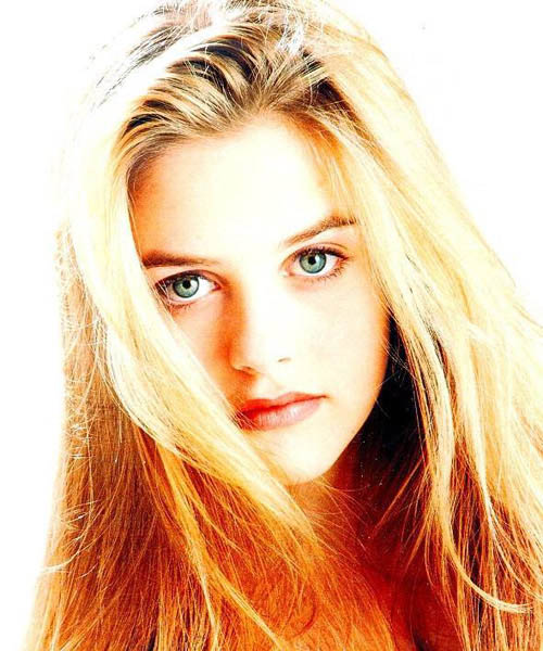 http://images.fanpop.com/images/image_uploads/Alicia-Silverstone-alicia-silverstone-152218_500_600.jpg
