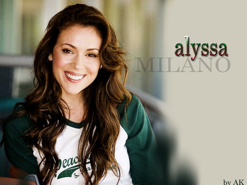  Alyssa Milano