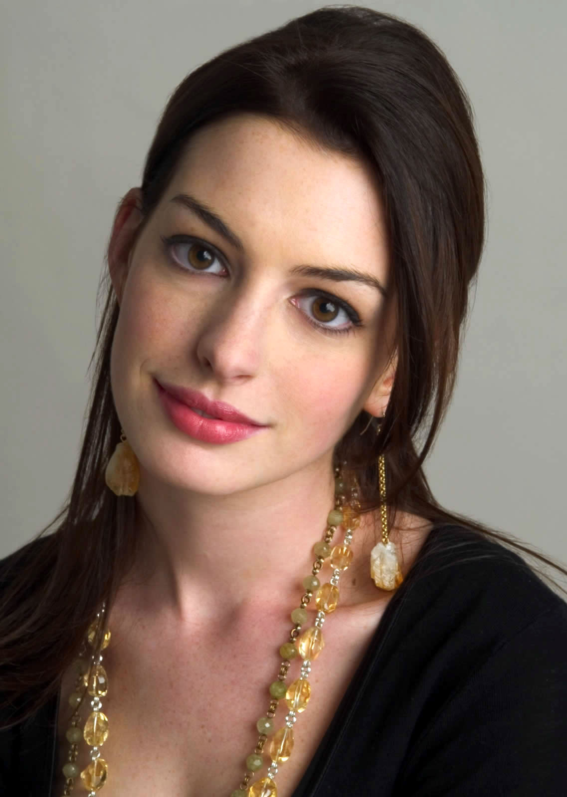 Anne Hathaway - Picture Actress