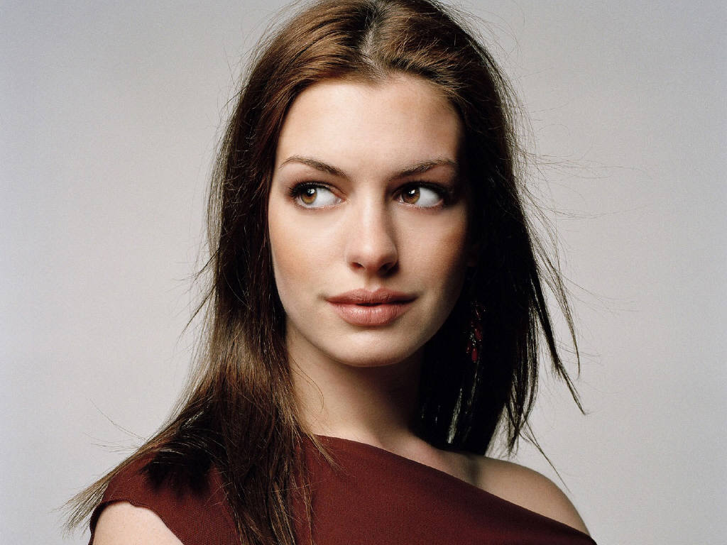 Anne Hathaway - Wallpaper Colection
