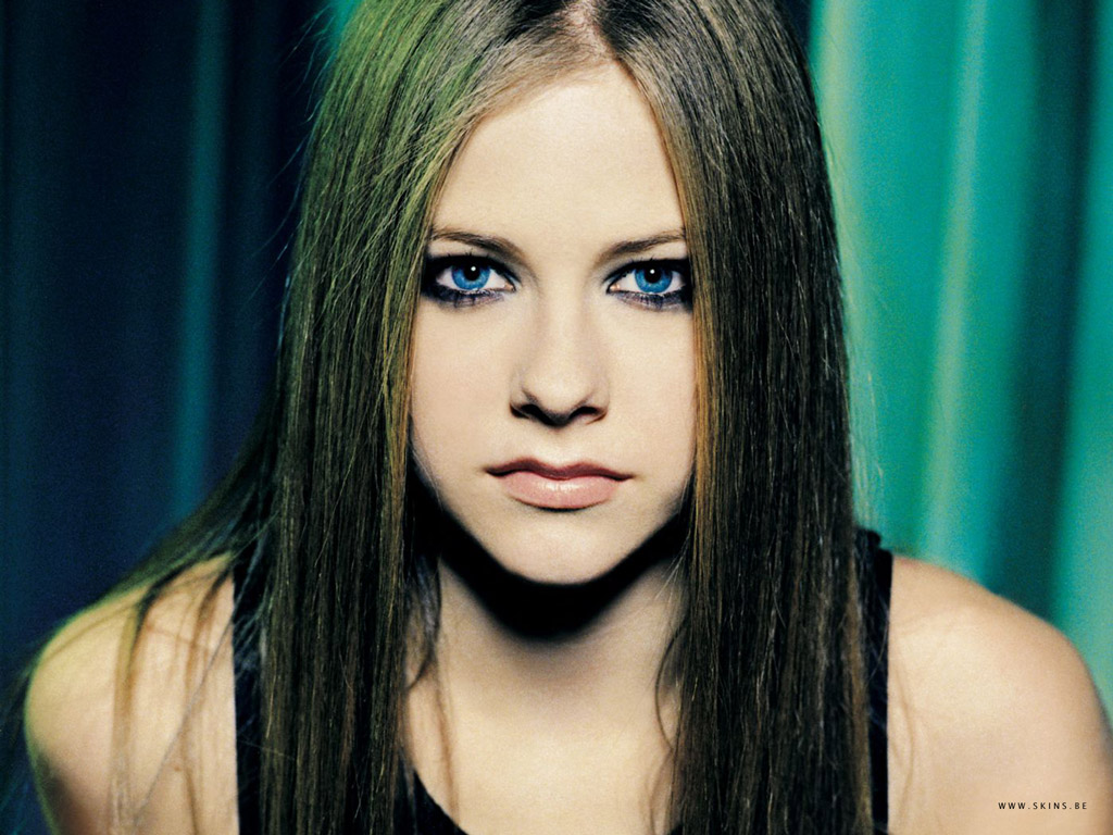 Avril Lavigne - Images Gallery