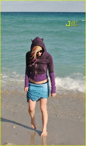  Avril in Miami