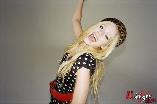  Avril in Nylon
