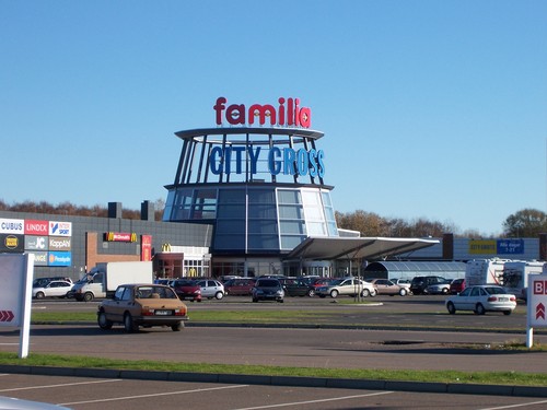 Familia Shopping Center