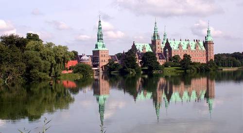  Frederiksborg गढ़, महल
