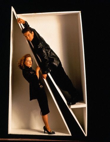 http://images.fanpop.com/images/image_uploads/Gillian-and-David-the-x-files-79178_373_480.jpg