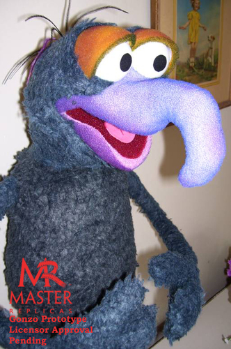 Gonzo-the-muppets-121939_332_500.jpg