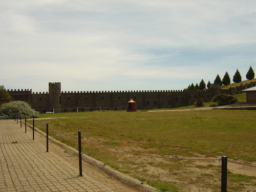  Kryal kastil, castle Grounds