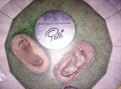  Pelé's footprints