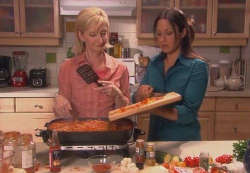  Rayyan and Sarah Cooking Chili