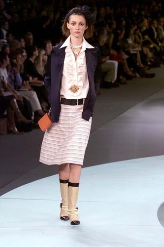  Spring 2002: Ready-To-Wear