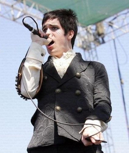  Brendon Urie live