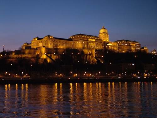  Buda lâu đài