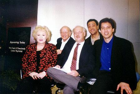  Cast of Everybody loves straal, ray