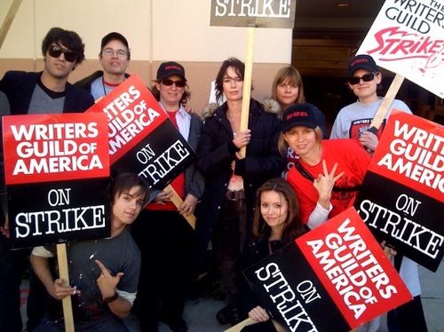  Cast on Strike