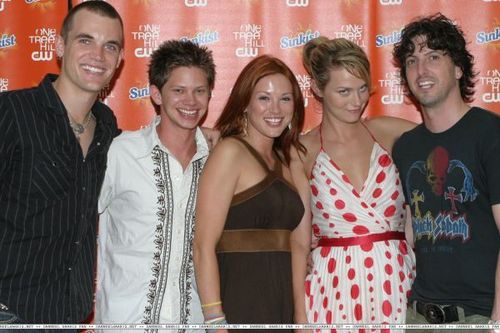  Danneel w/ some OTHers!