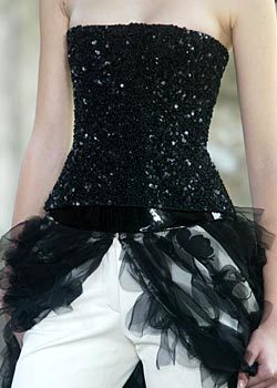  Fall 2003 Couture: Details