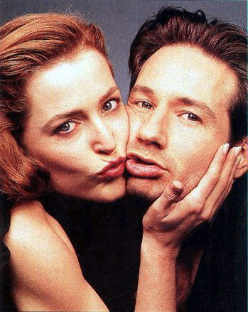 http://images.fanpop.com/images/image_uploads/Gillian-and-David-the-x-files-79172_349_439.jpg