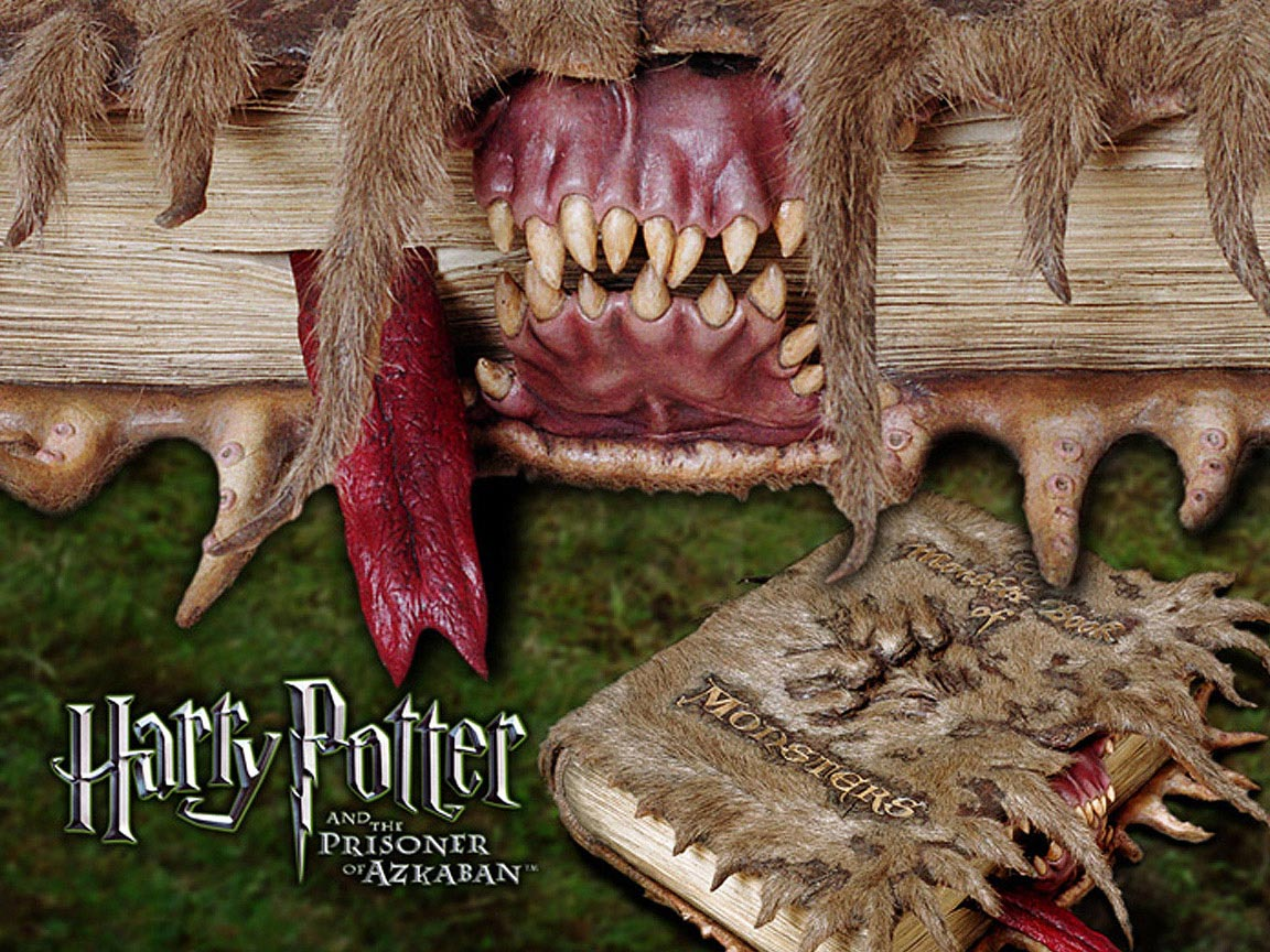 Harry Potter Monster Book WP