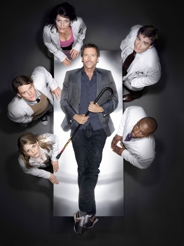  Hugh and the cast of House