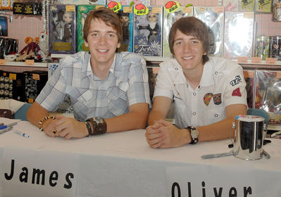  James&Oliver