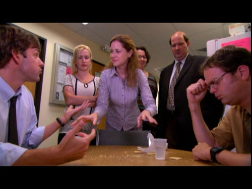 Jim v Dwight - বিস্কুট Eat Off