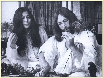  John Lennon and Yoko Ono