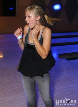  Kristen 벨 Bowling