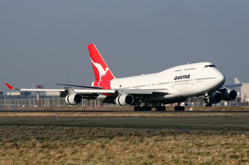  Qantas