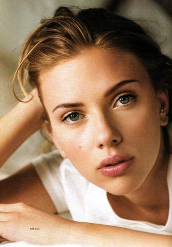 Scarlett in Vogue UK, 2006