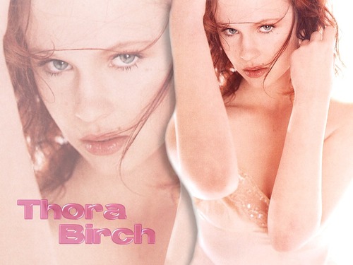  Thora Birch