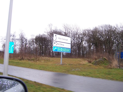  Väla Centrum Road Sign